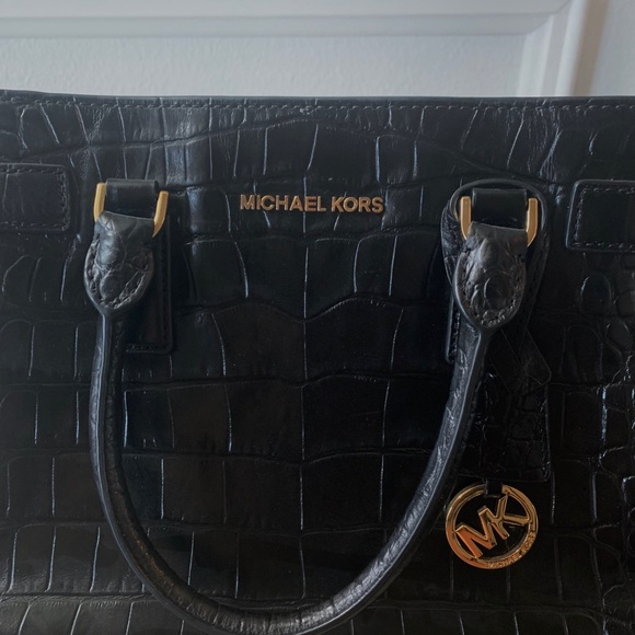 Michael Kors Handbag - Picture 5 of 8